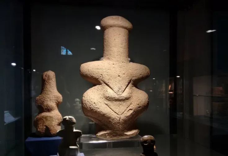 Cursed Goddess Of Death: Ancient Statue That Kills Whoever Touches It