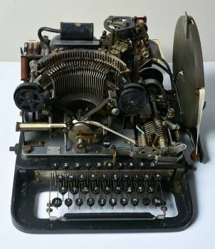 A.Hitlerio šifravimo mašina
