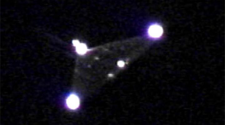 TR-3B UFO filmed in Russia - Best evidence yet