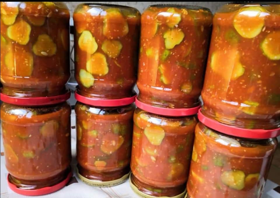 Agurkai Pomidorų Sultyse