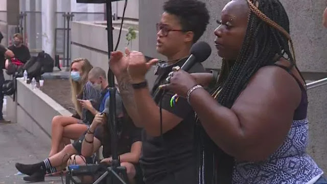 BLM Leader Fantasizes About Babies Strangling to Death On Umbilical