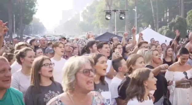 The huge gathering had one message for Gov. Newsom: “Let us worship!”