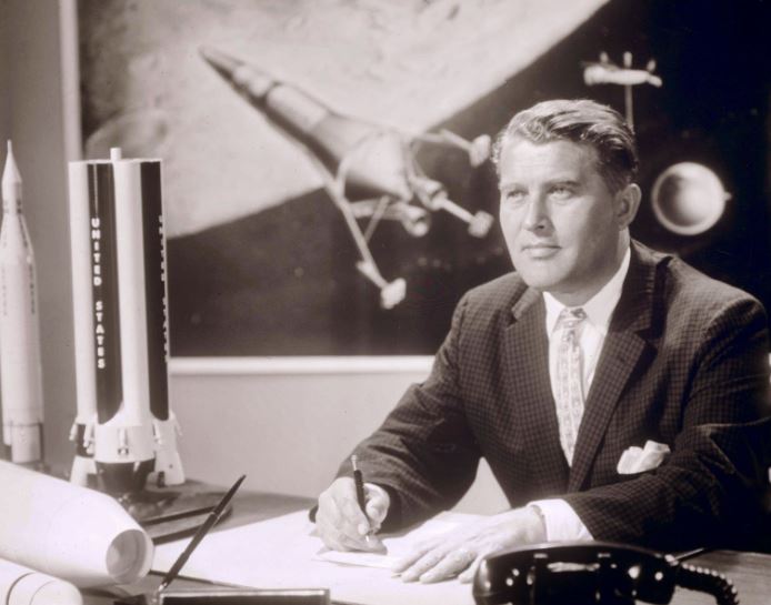 Dr. Wernher von Braun, NASA, Paranormal News, Mystery, Unexplained