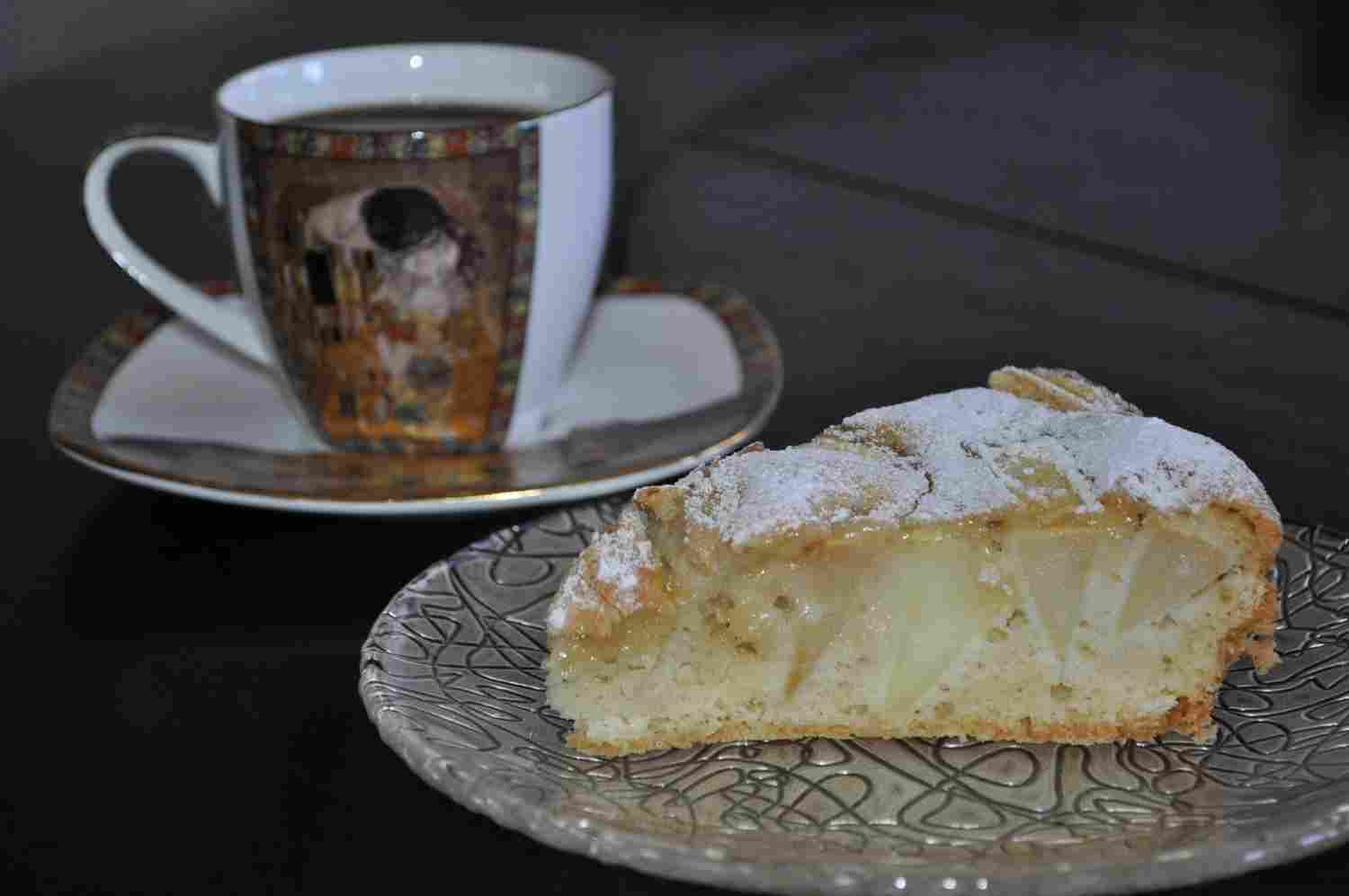 itališkas klasikinis obuolių pyragas pusryčiams "Torta di mele"