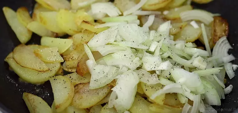 Bulves su grybais: greitai, lengvai ir labai skaniai