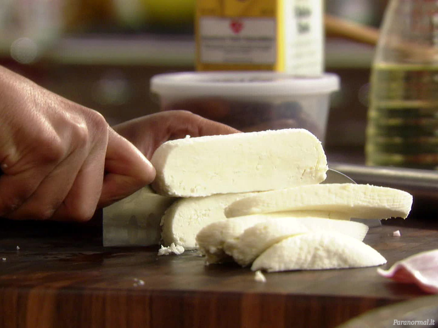 Klasikinio minkšto sūrio sūryme receptas namuose