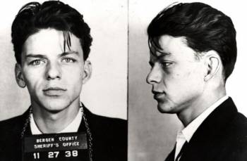 Paauglystėje F. Sinatra buvo padauža