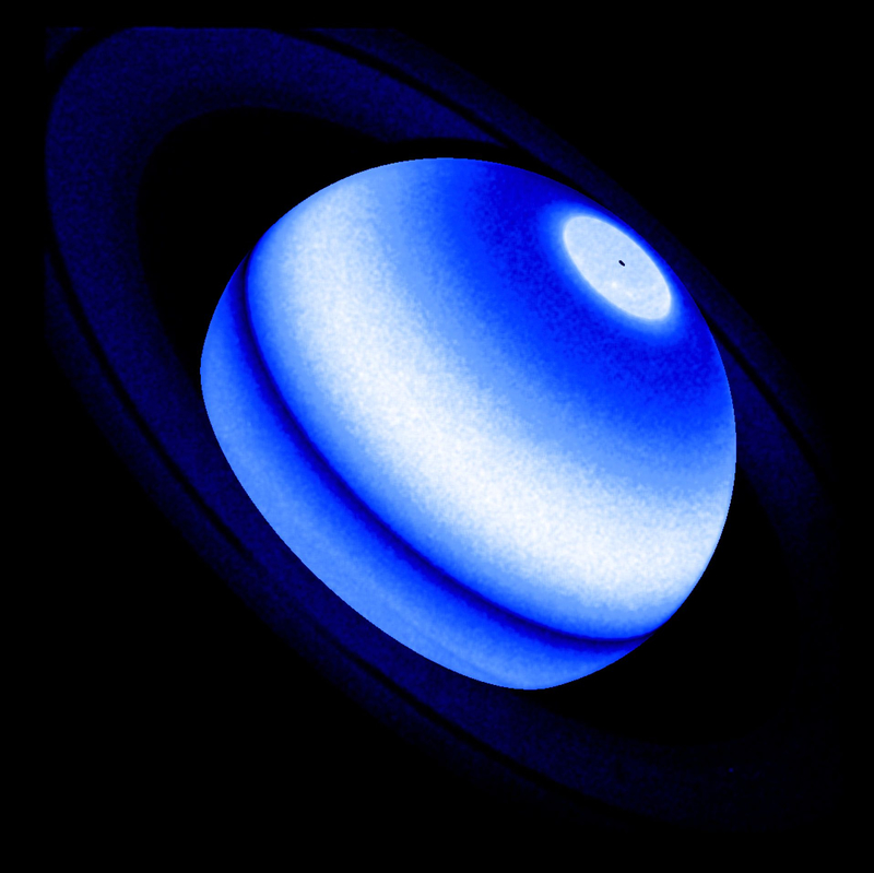 Sudėtinis Saturno vaizdas.