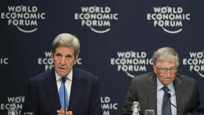 Johnas Kerry skelbia karą JAV ūkininkams
