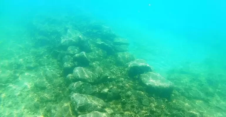 Didžiausio Turkijos ežero Vano dugne aptiktos paslaptingos senovinės s