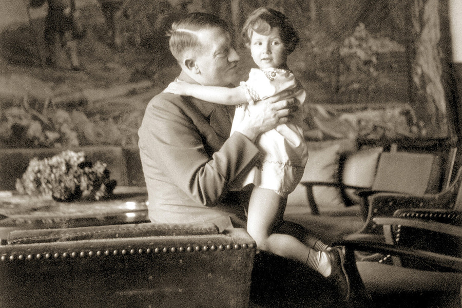 Adolfas Hitleris su savo asmeniniu architektu Albertu Speeriu, 1930 m.