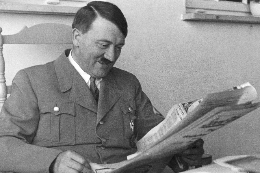 Adolfas Hitleris iškyloje, 1933 m.