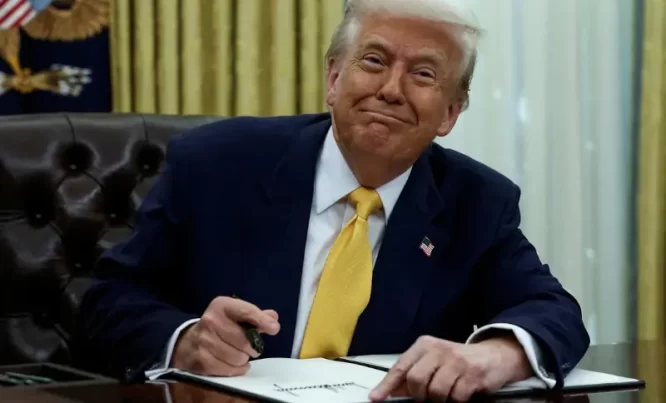 Donaldo Trampo (Donald Trump) ir Volodymyro Zelenskio (Volodymyr Zelenskyy) susitikimas Jungtinėse Tautose 2025 m.