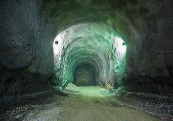 Išnykusių civilizacijų tarpžemyniniai požeminiai tuneliai
