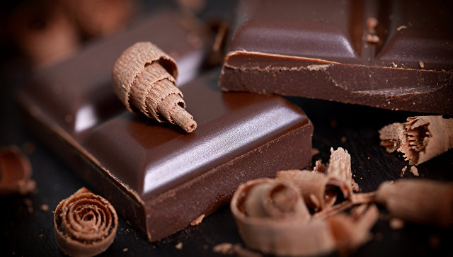 Daugėja duomenų, kad juodasis šokoladas saugo nuo širdies ir kraujagyslių ligų