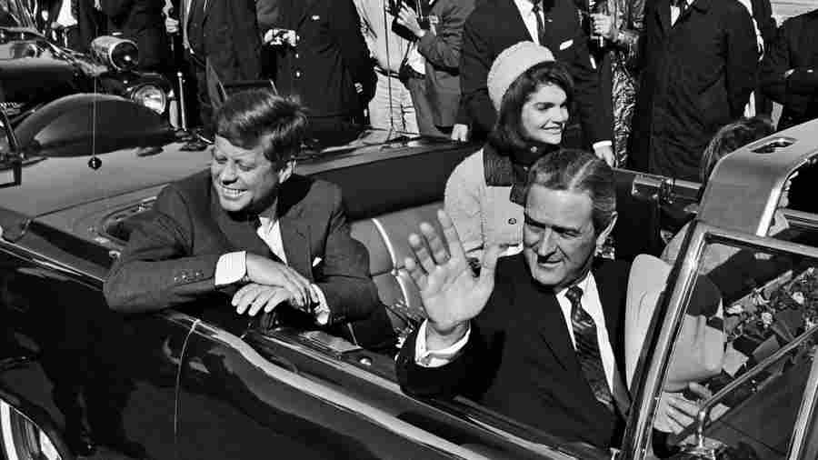 JAV prezidentas Džonas Kenedis su savo žmona