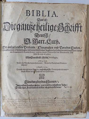 Vokietijoje rasta 380 metų senumo biblija
